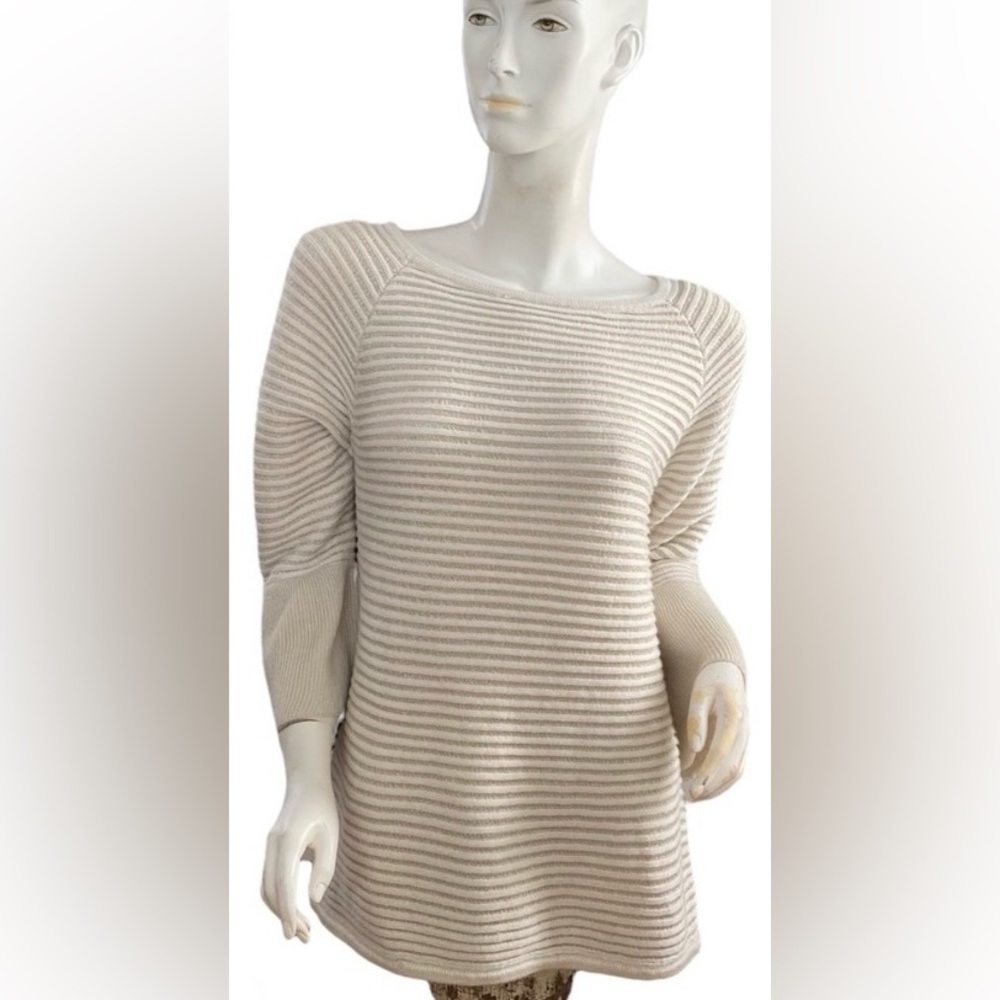 🔔Chicos gold and cream metallic crewneck tunic sweater with bell sleeves. 1, M